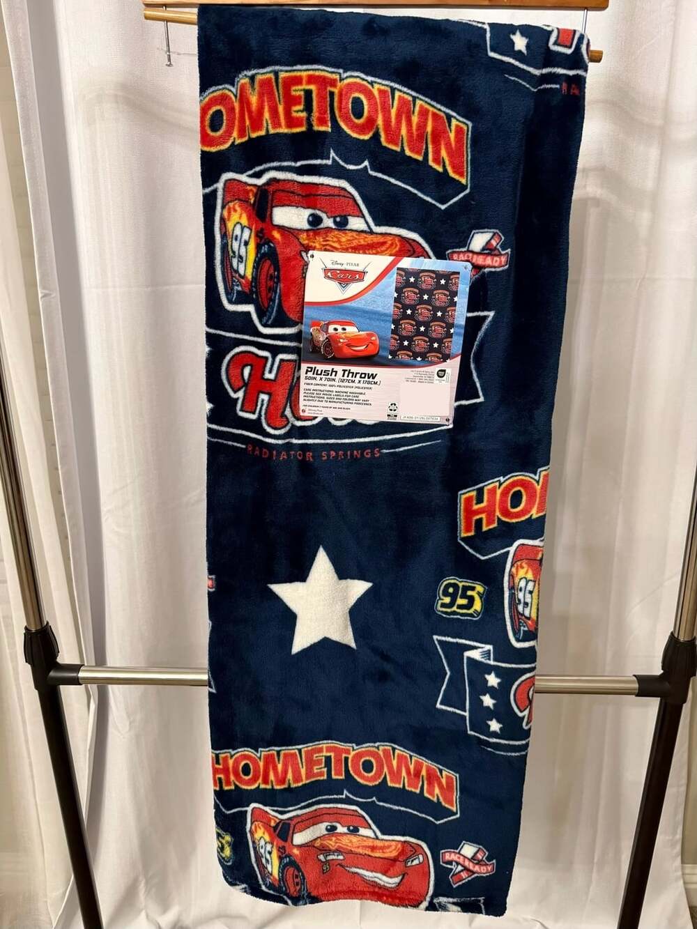 DISNEY PIXAR CARS LIGHTNING McQueen hometown hero blanket